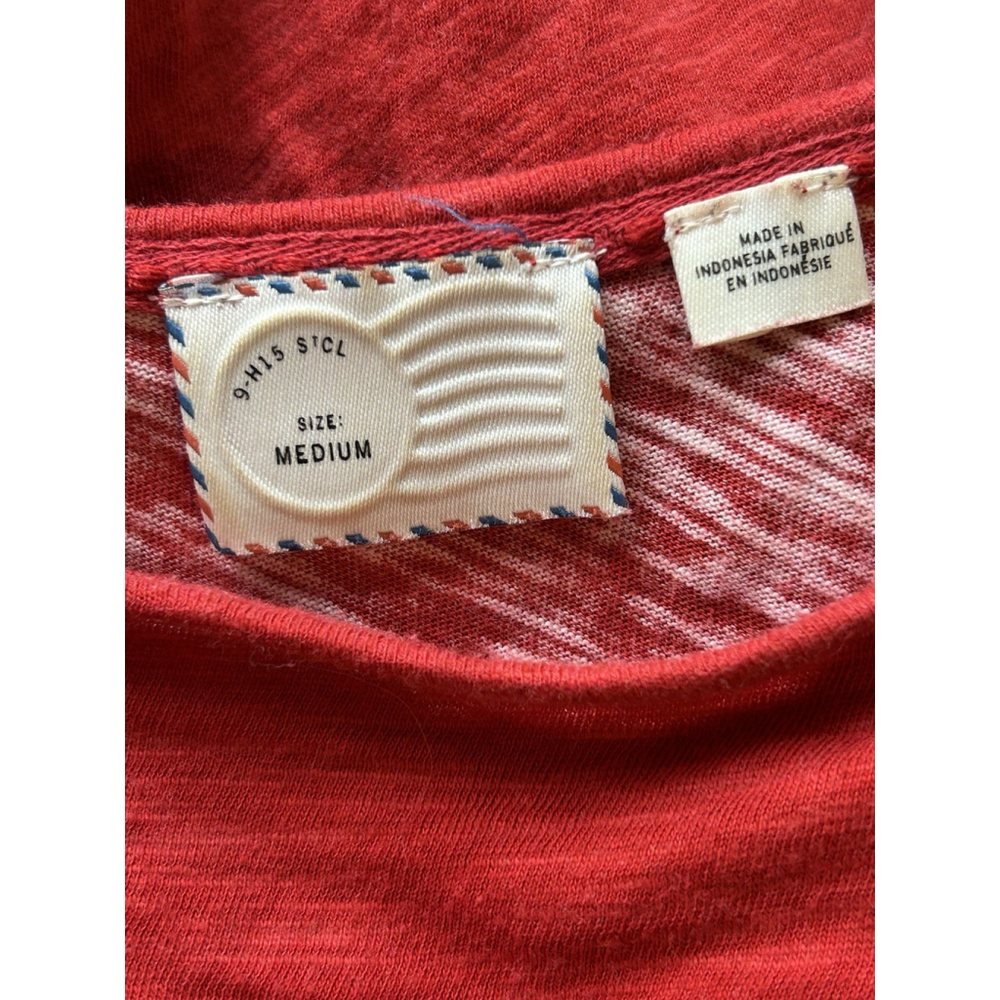 9-H15 Postmark Anthropologie Top Shirt Red Forest Fete Owl Scoop Neck Medium - Picture 6 of 7